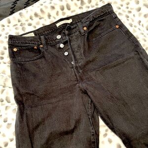 Black Levi’s Wedgie Straight Jeans Size 30